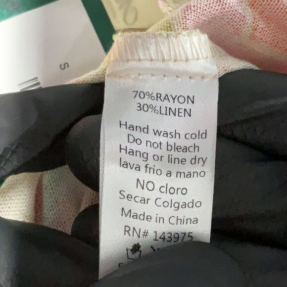 Super cute floral Mahina mini dress - Picture 5 of 6